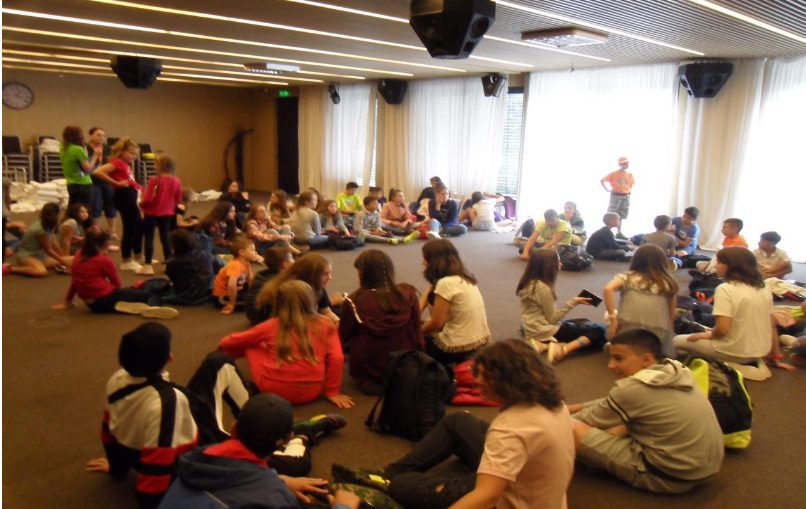 Може ли летният езиков лагер да помогне за обучение в чужбина?